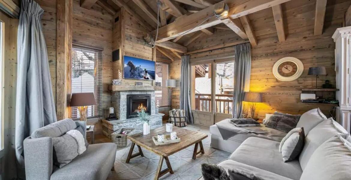 COURCHEVEL VILLAGE 1550 Chalet for rent with 148 sqm 