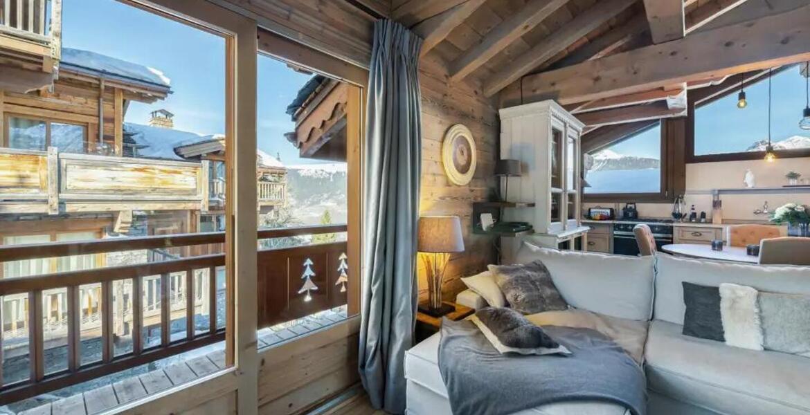 COURCHEVEL VILLAGE 1550 Chalet for rent with 148 sqm 