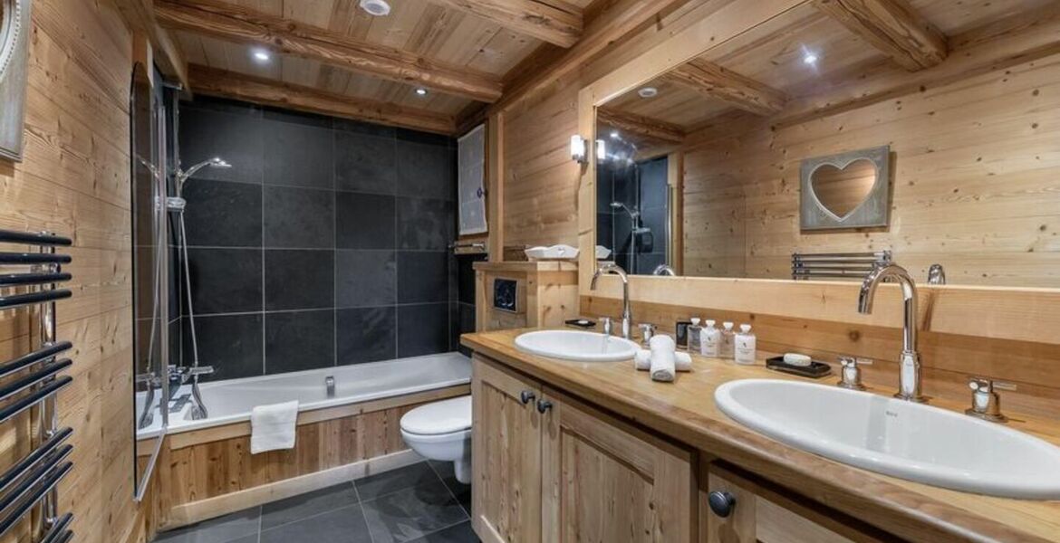 Chalet for rent in Courchevel 1550 Village with 5 bedrooms