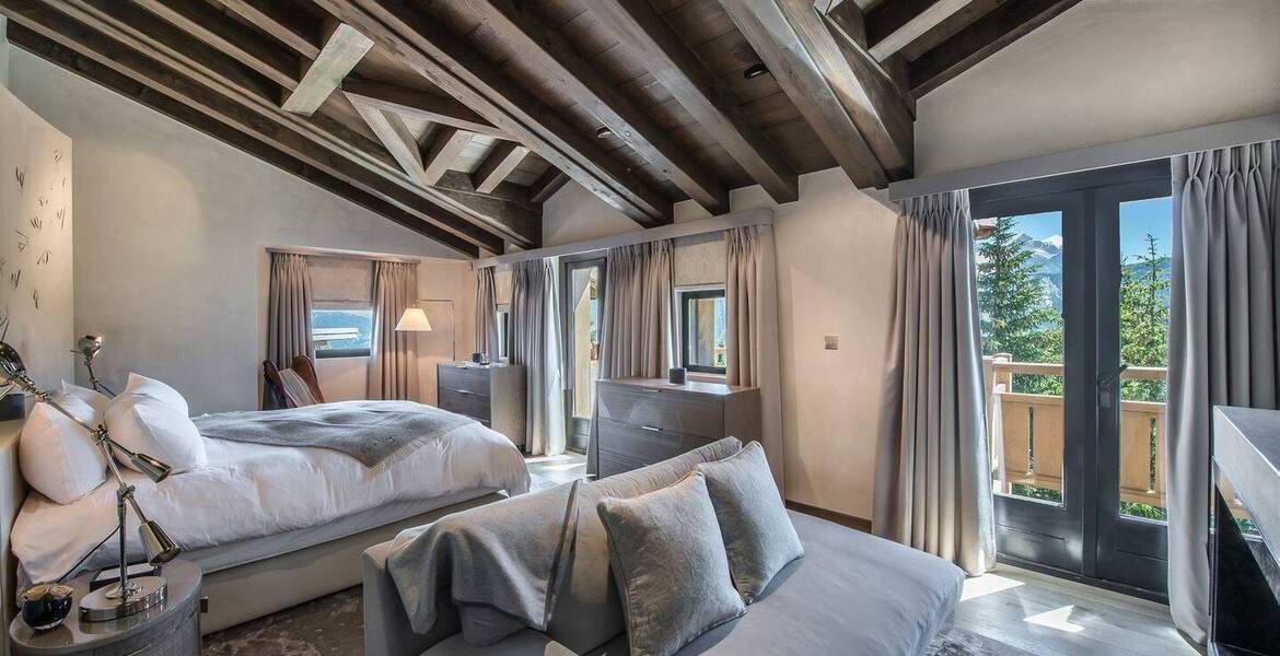 Luxury chalet for rent in Courchevel 1850 with 687 sqm 