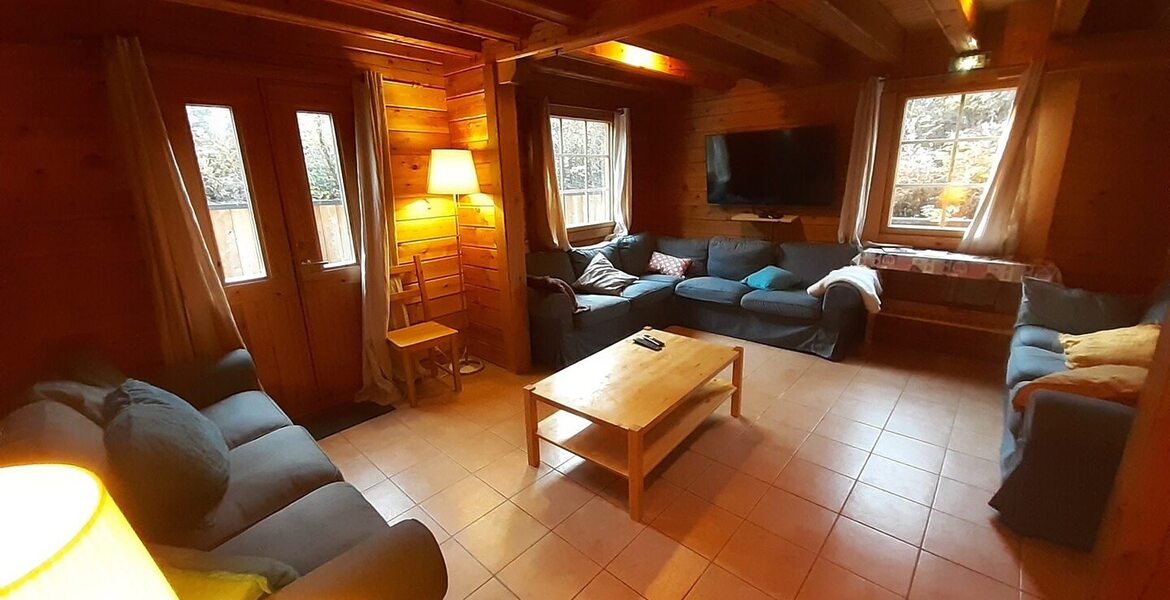 Superbe chalet à louer à environ 250 mètres des pistes