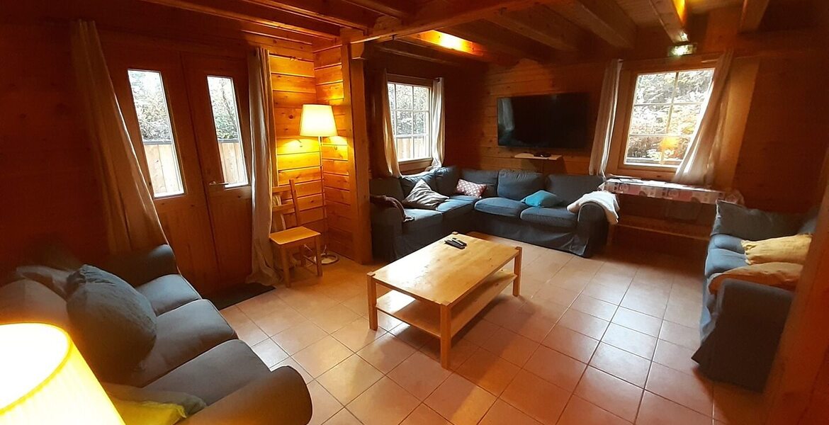 Stunning chalet for rent about 250 meters from the slopes