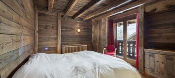 This charming fully equipped chalet is close to Meribel 