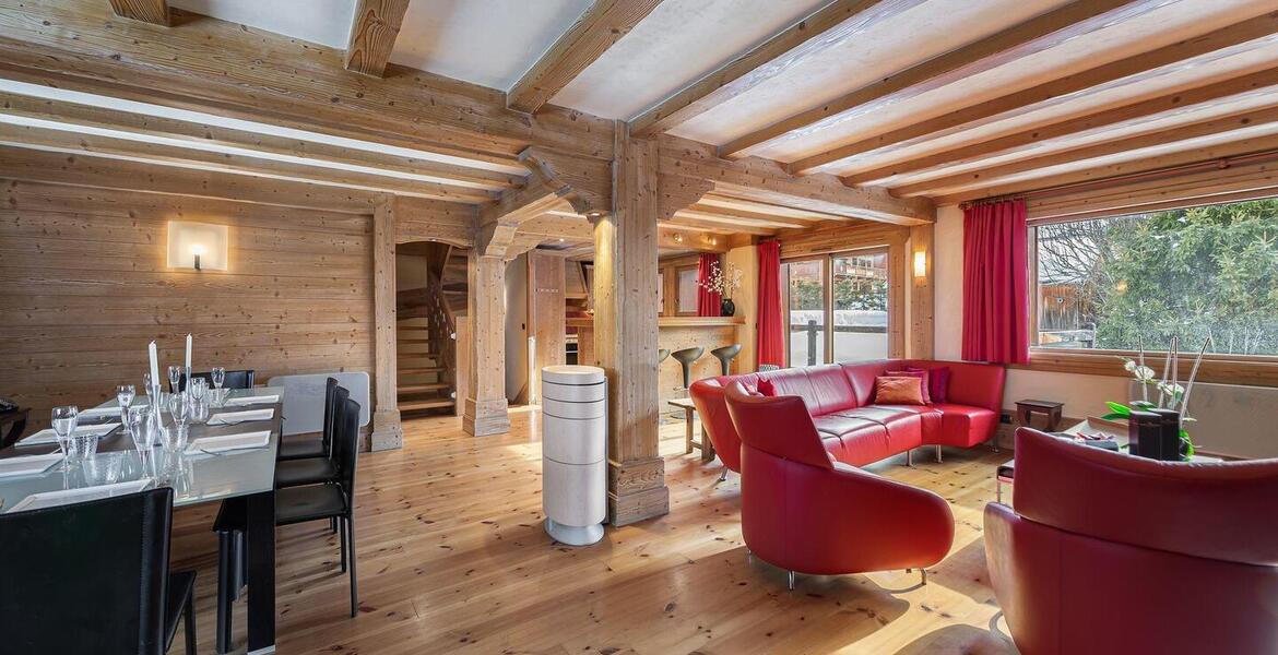 This charming fully equipped chalet is close to Meribel 