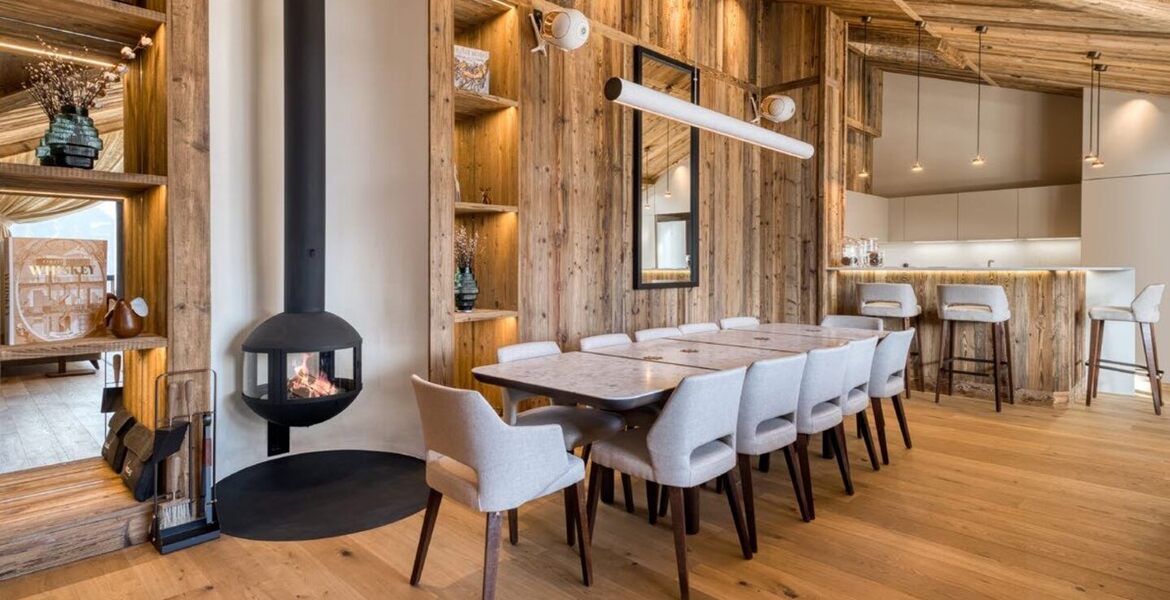 Luxury Ski-in/Ski-out Penthouse Chalet in Courchevel 1850