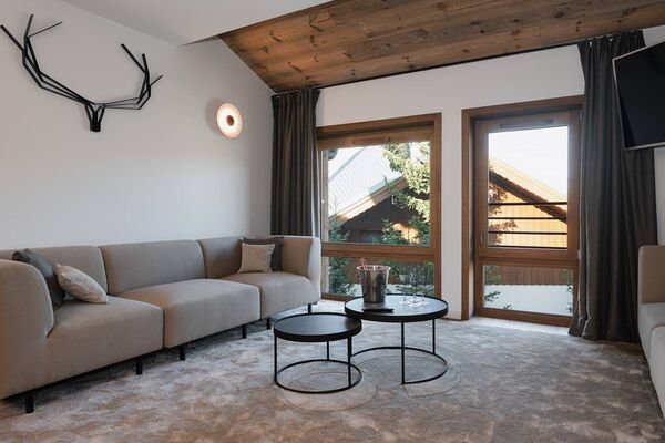 Very nice contemporary style duplex apartment in Courchevel 