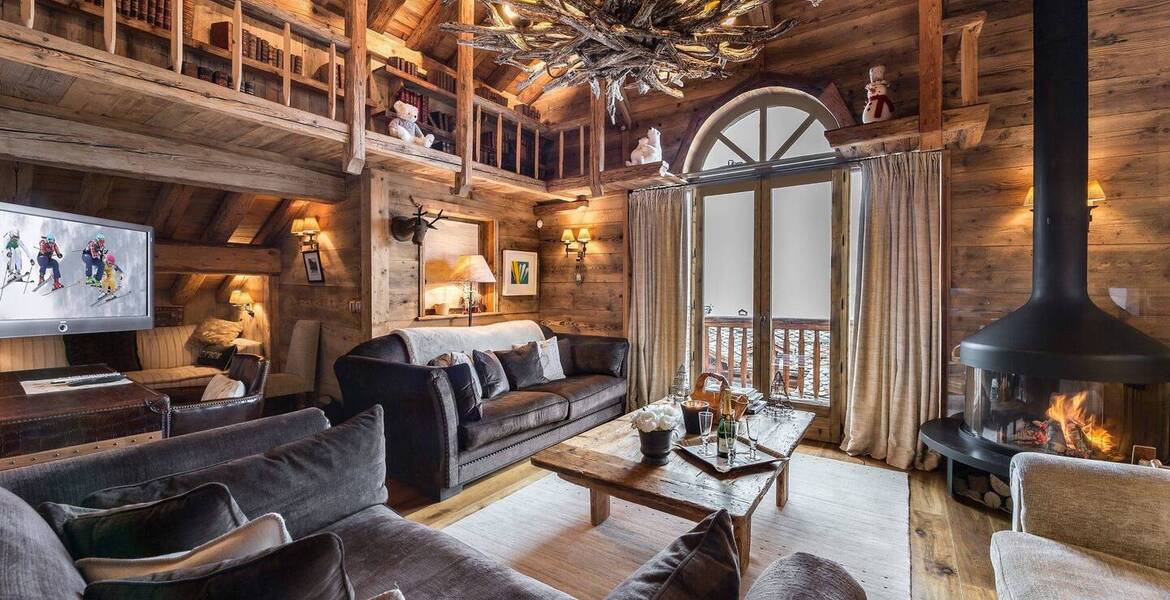 This is an exceptional chalet of 400 sq.m for rent