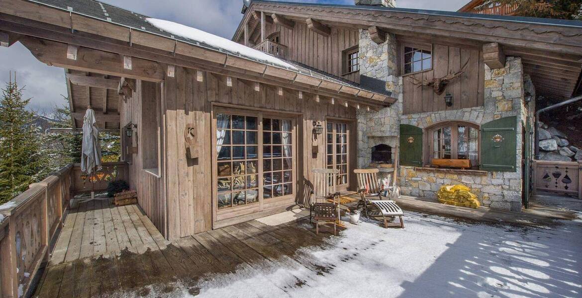 Chalet for rent in Meribel with 300 sqm and 7 bedrooms