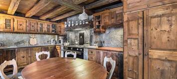 Chalet à louer à Meribel de 300 m² et 7 chambres à coucher