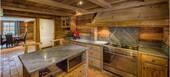 Chalet for rent in Meribel with 236 sqm and 5 bedrooms