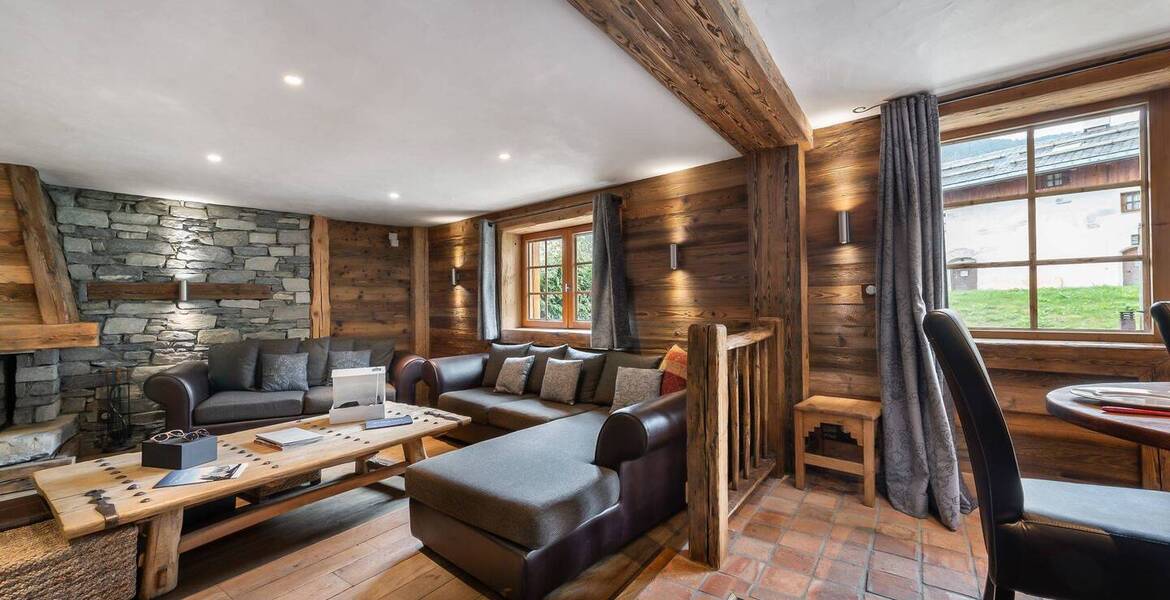 Chalet for rent in Meribel with 236 sqm and 5 bedrooms