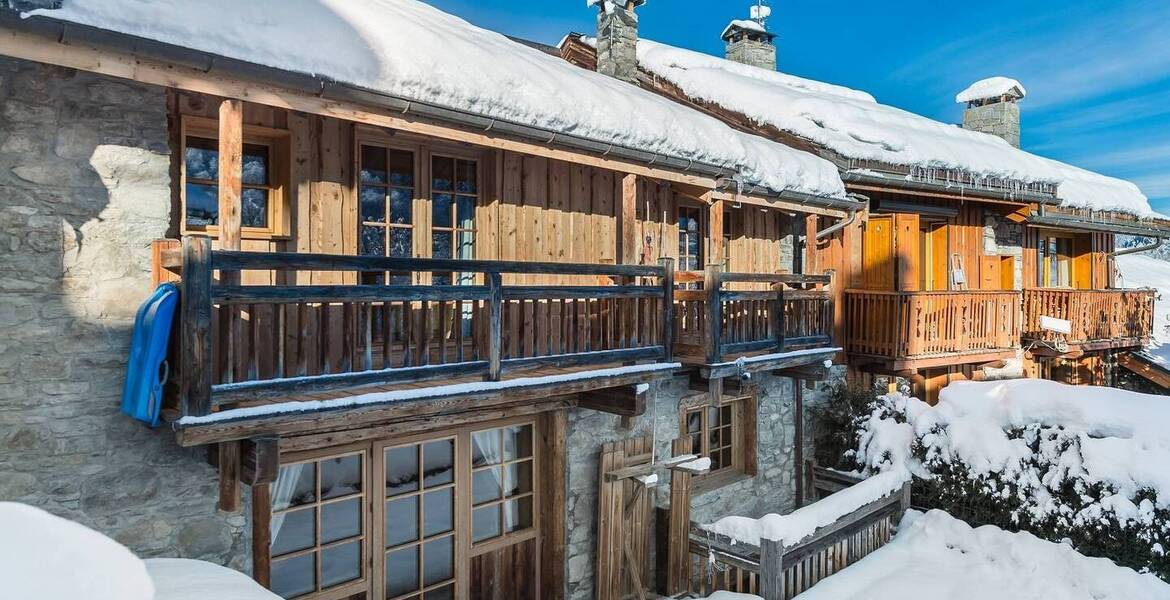 Chalet à louer à Meribel avec 236 m² et 5 chambres à coucher