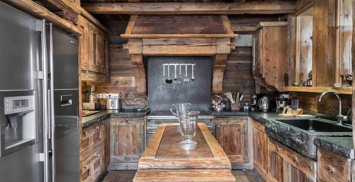 Chalet à louer à Meribel Village de 450 m2 et 5 chambres 