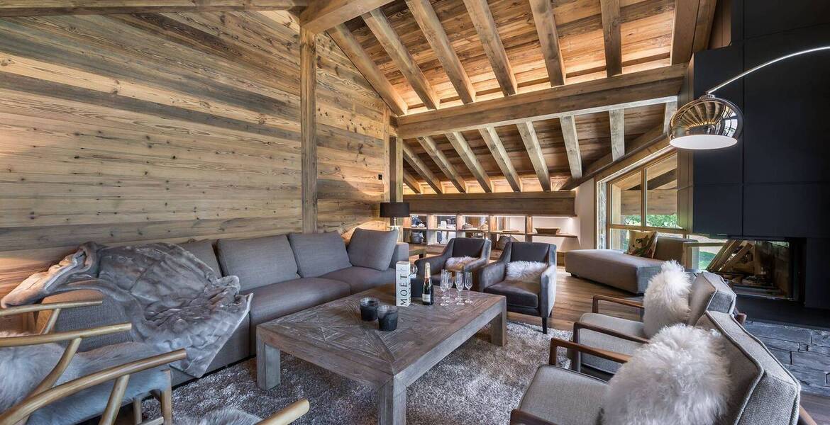 Chalet à Meribel Village de 222 m² et 5 chambres à louer