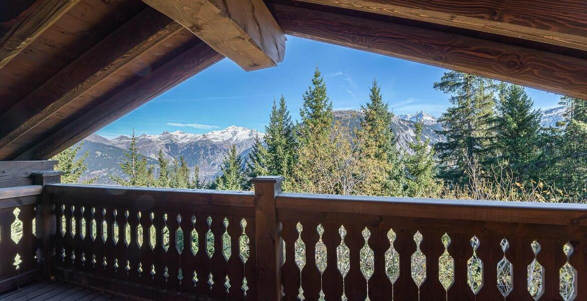 Chalet for rent in Cospillot, Courchevel 1850 with 240 sqm 