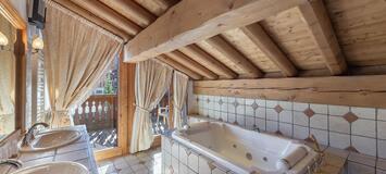 Chalet for rent in Cospillot, Courchevel 1850 with 240 sqm 