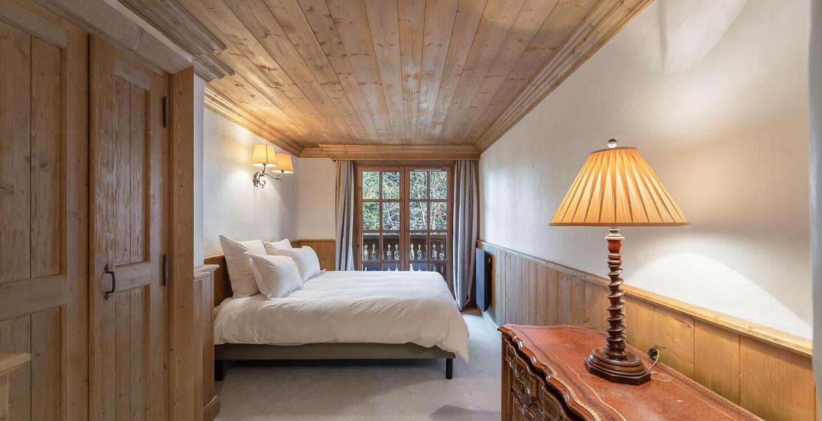 Chalet à louer à Cospillot, Courchevel 1850 avec 240 m² et 5