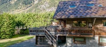 Location d'un chalet de 220m2 avec 6 chambres pour 12 person