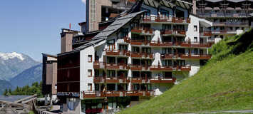 Spacious apartment in La Tania, Courchevel for rent with 63 