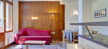 Spacious apartment in La Tania, Courchevel for rent with 63 