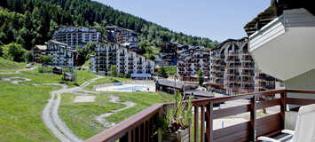 Spacious apartment in La Tania, Courchevel for rent with 63 