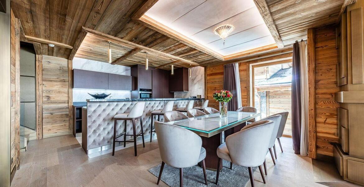 Chalet for rent in Courchevel 1650 Moriond with 230 sqm 