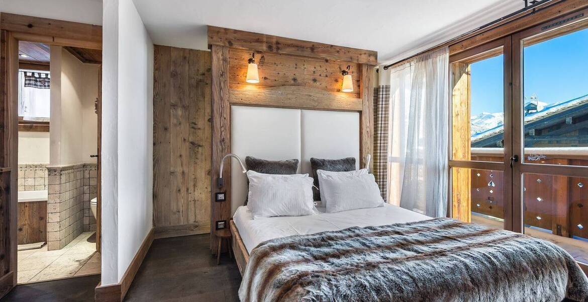 Chalet for rent in Courchevel 1550 Village with 320 sqm 