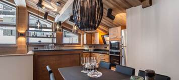 EXCEPTIONAL HALF CHALET · COURCHEVEL VILLAGE with 5 bedrooms