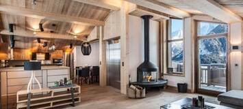 EXCEPCIONAL HALF CHALET - COURCHEVEL VILLAGE