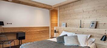 EXCEPCIONAL HALF CHALET - COURCHEVEL VILLAGE