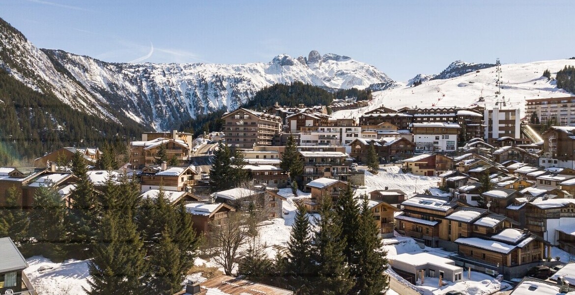 NEW CHALET COURCHEVEL MORIOND · COURCHEVEL 1650 MORIOND 