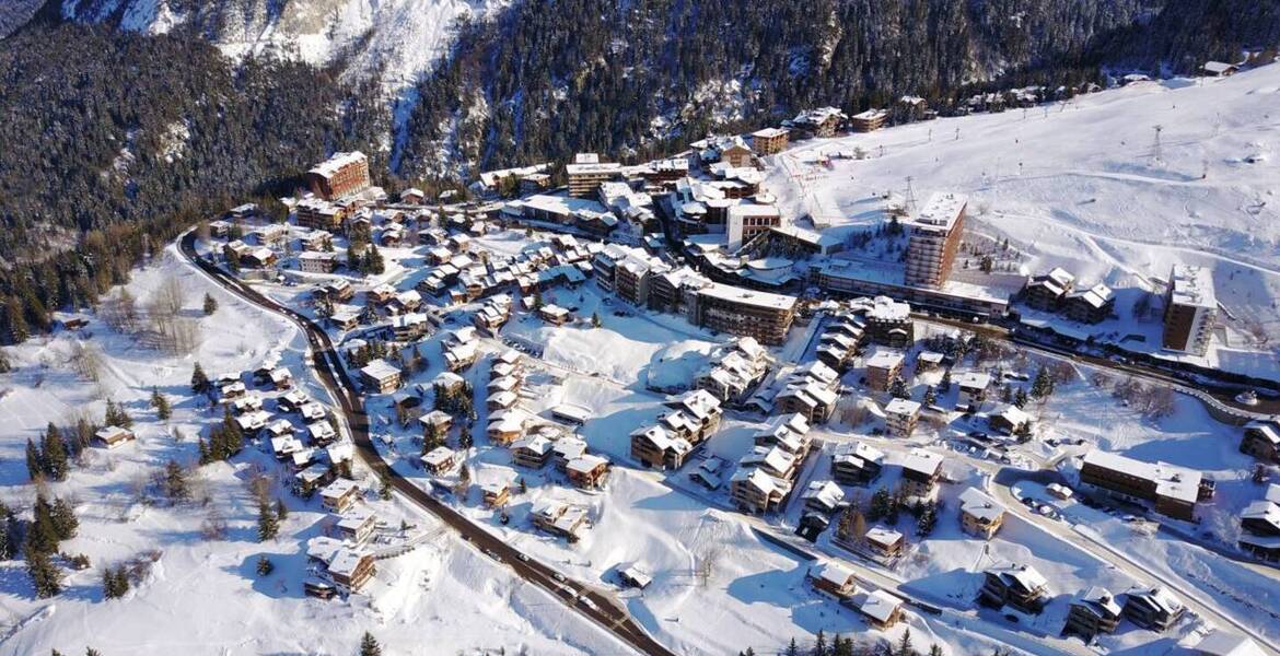 НОВОЕ ШАЛЕ COURCHEVEL MORIOND - COURCHEVEL 1650 MORIOND 