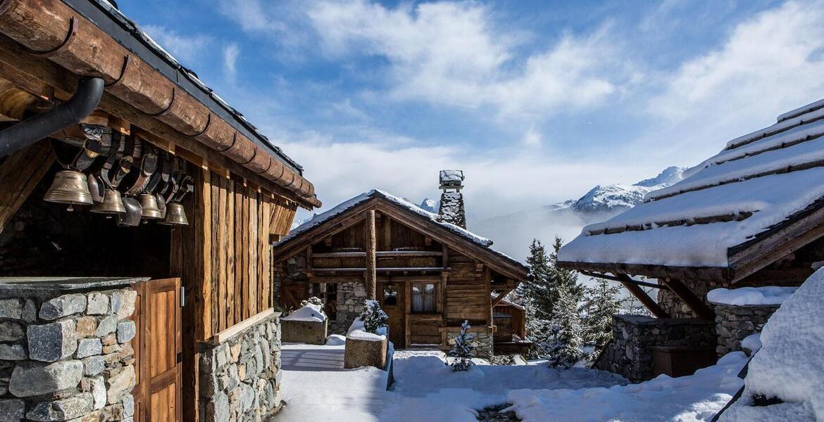 Chalet in Méribel with 7 bedrooms and 700 sqm for rent