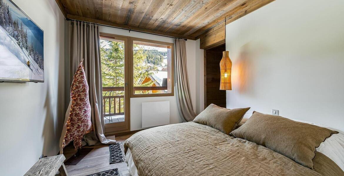 Chalet Meribel with 400 sqm and 5 bedrooms