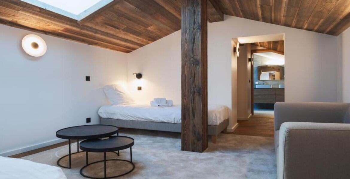 Tout nouveau duplex contemporain et orienté sud à Courchevel