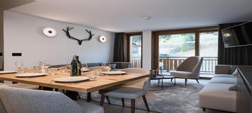 All new contemporary and south facing duplex in Courchevel