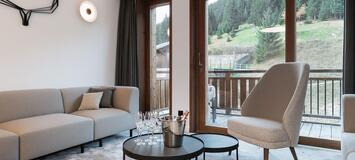 All new contemporary and south facing duplex in Courchevel