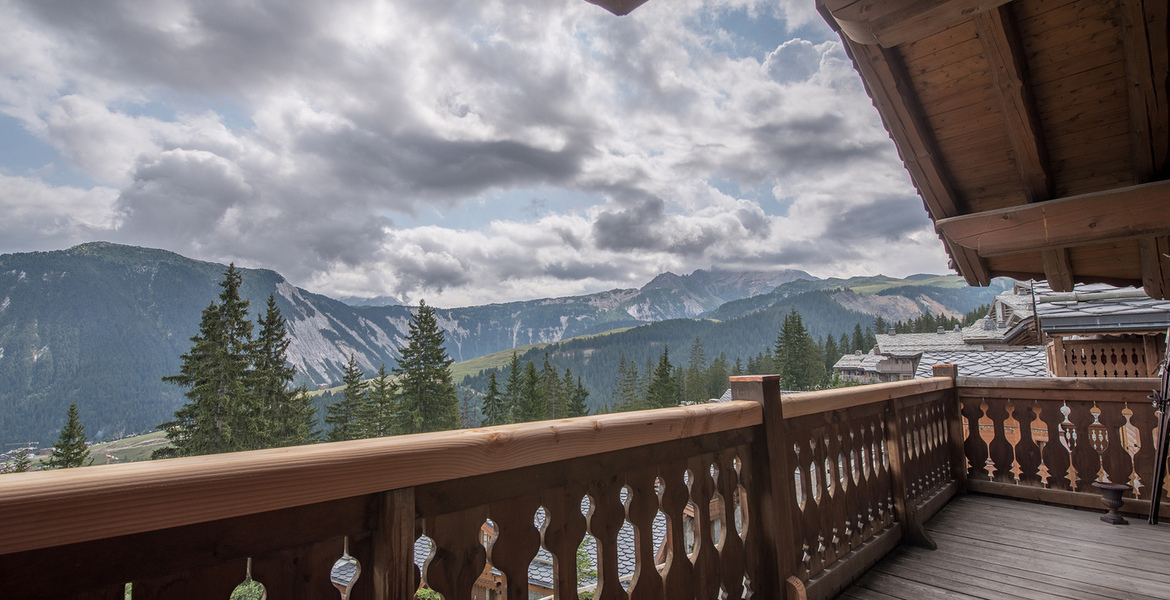 Chalet à louer à Méribel de 300 m² et 4 chambres à coucher