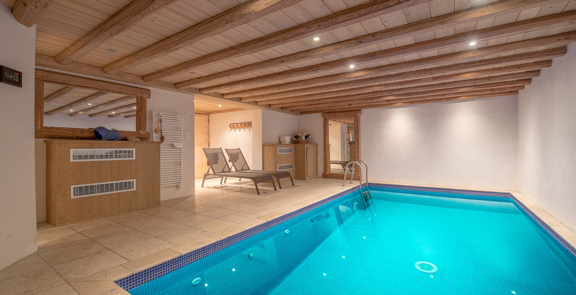 Chalet for rent in Méribel with 300 sqm and 4 bedrooms