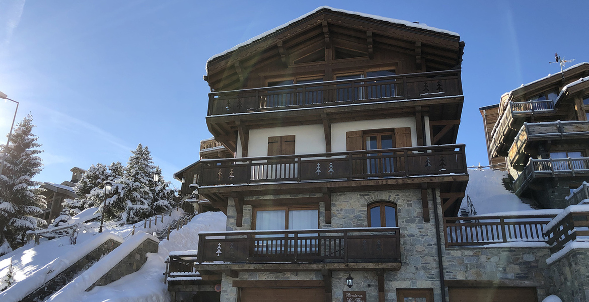 Discover this 5-bedroom apartment with spa, in Courchevel