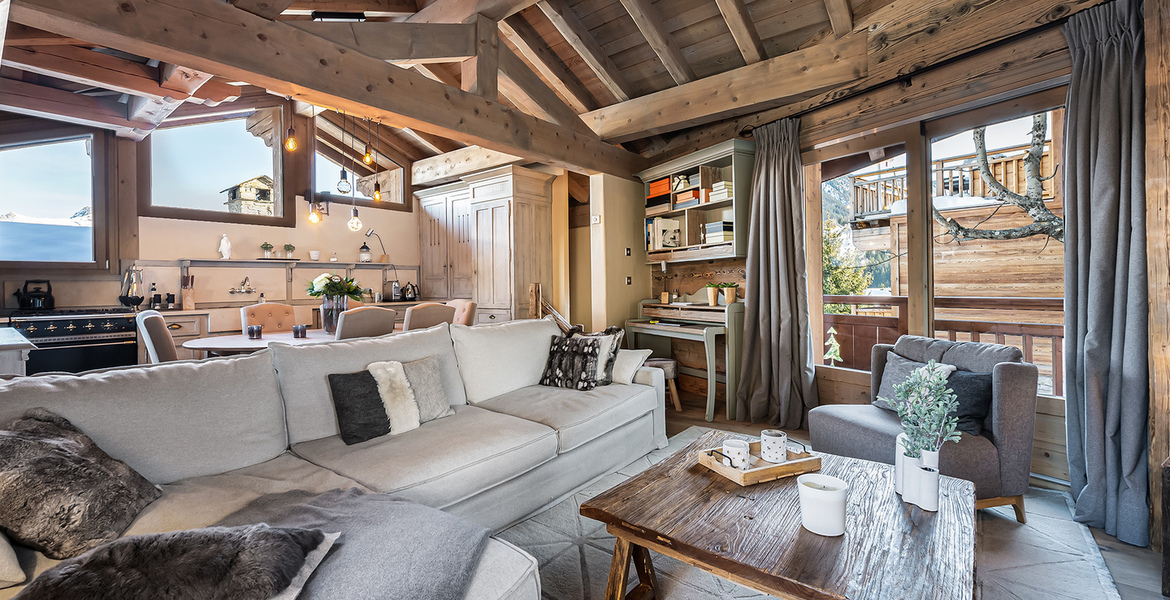 Discover this 5-bedroom apartment with spa, in Courchevel