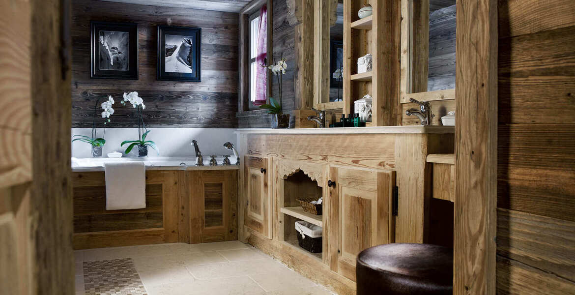 Chalet for rent with 1000 sqm for 15 people with 9 bedrooms 
