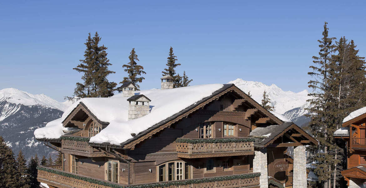 Chalet for rent with 1000 sqm for 15 people with 9 bedrooms 