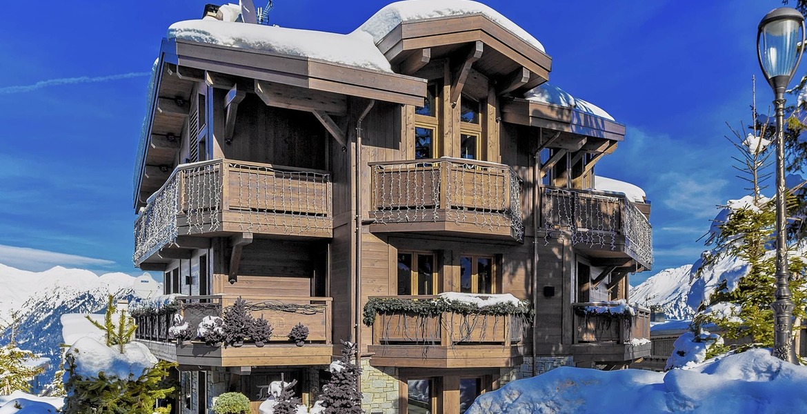 The Courchevel chalet for rent with 938 sqm and 5 bedrooms 