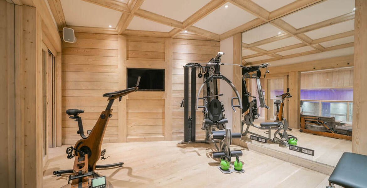 EL ÚLTIMO CHALET DE LUJO EN COURCHEVEL 1850 Se trata de un 