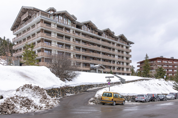 Flat 615 with Balcony - Mountain View Plantret