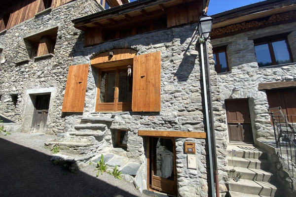 Courchevel / Les 3 Vallées. Encantadora casa de pueblo orien