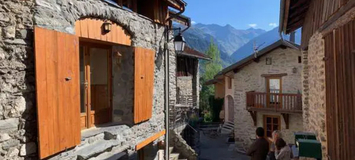 Courchevel / Les 3 Vallées. Encantadora casa de pueblo orien