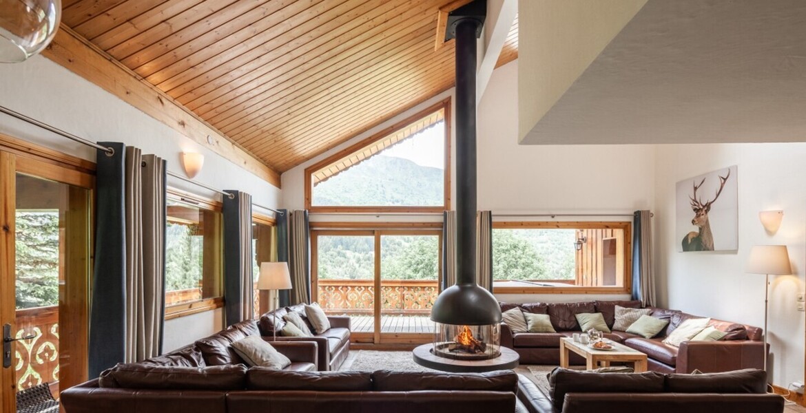 Sleeps 14 | Meribel Chalets Centre A well-known and impressi