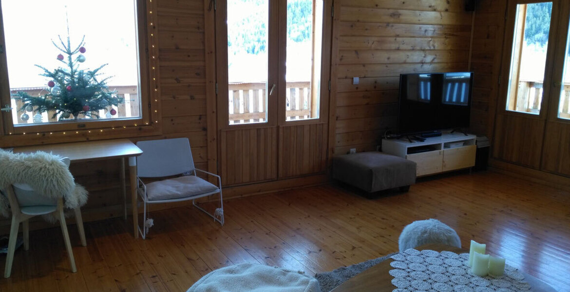 Rental of a chalet located between the village "Les Allues" 